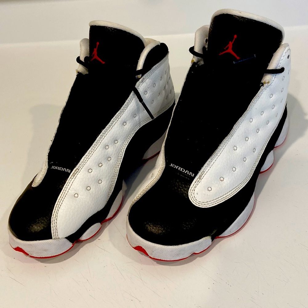 RARE AIR JORDON BARON HOLOGRAM YOUTH 6!! DESIRABLE BLACK RED WHITE!!